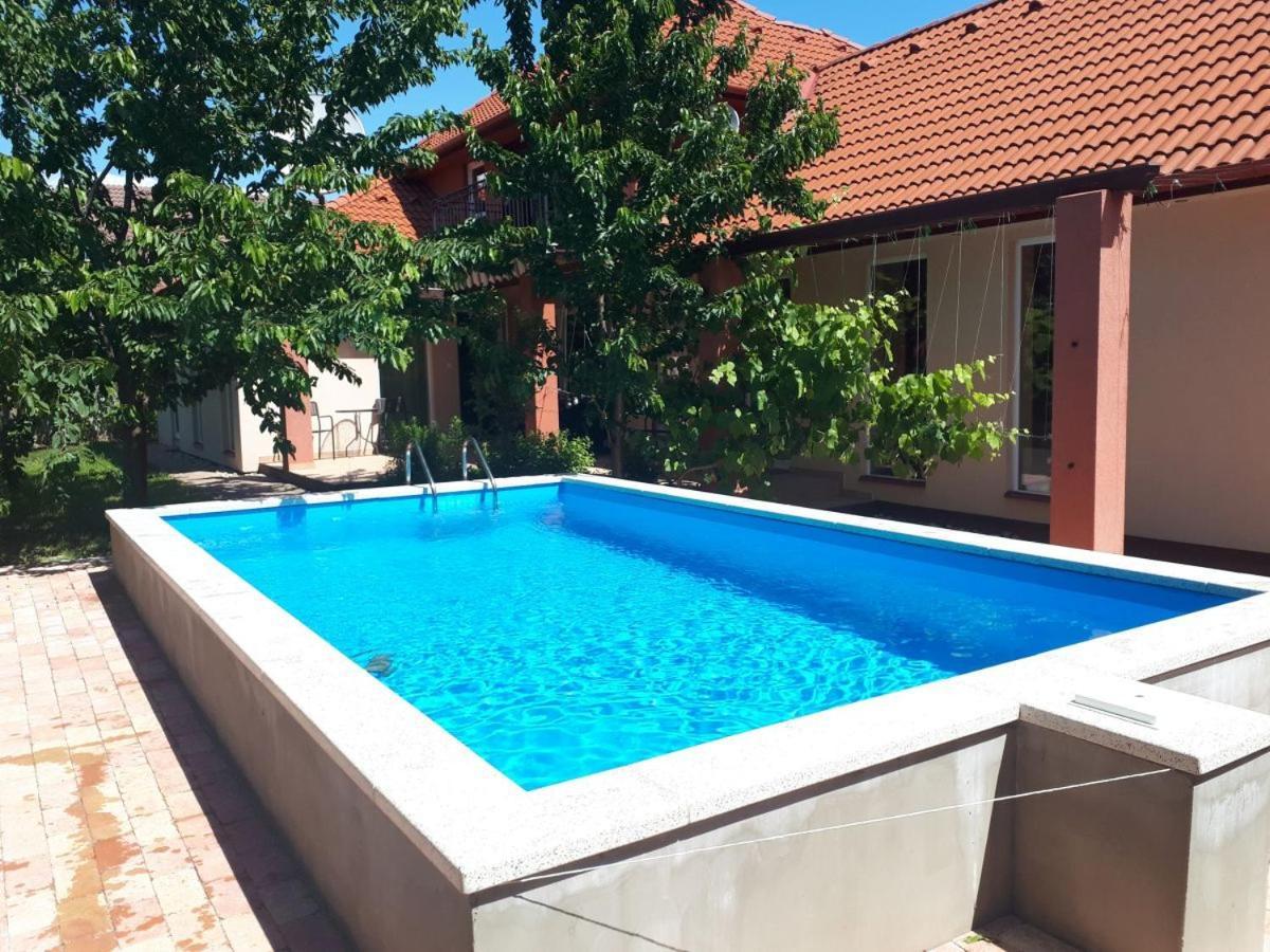 Alsóörs Ferienhaus Judit מראה חיצוני תמונה