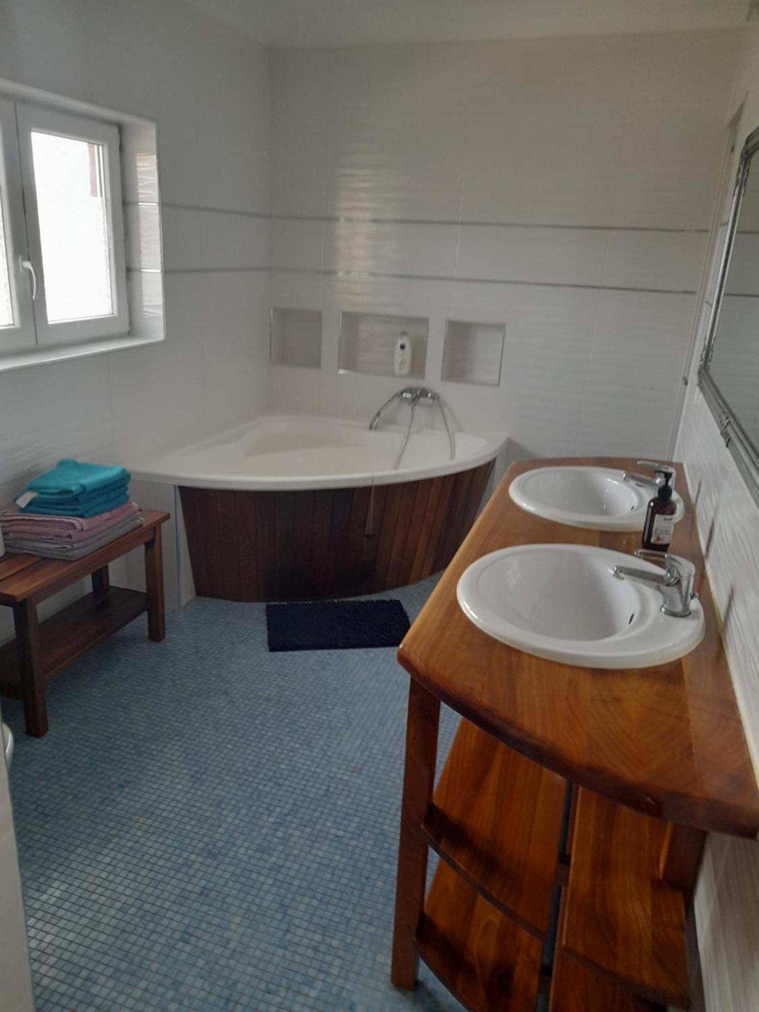 Alsóörs Ferienhaus Judit מראה חיצוני תמונה
